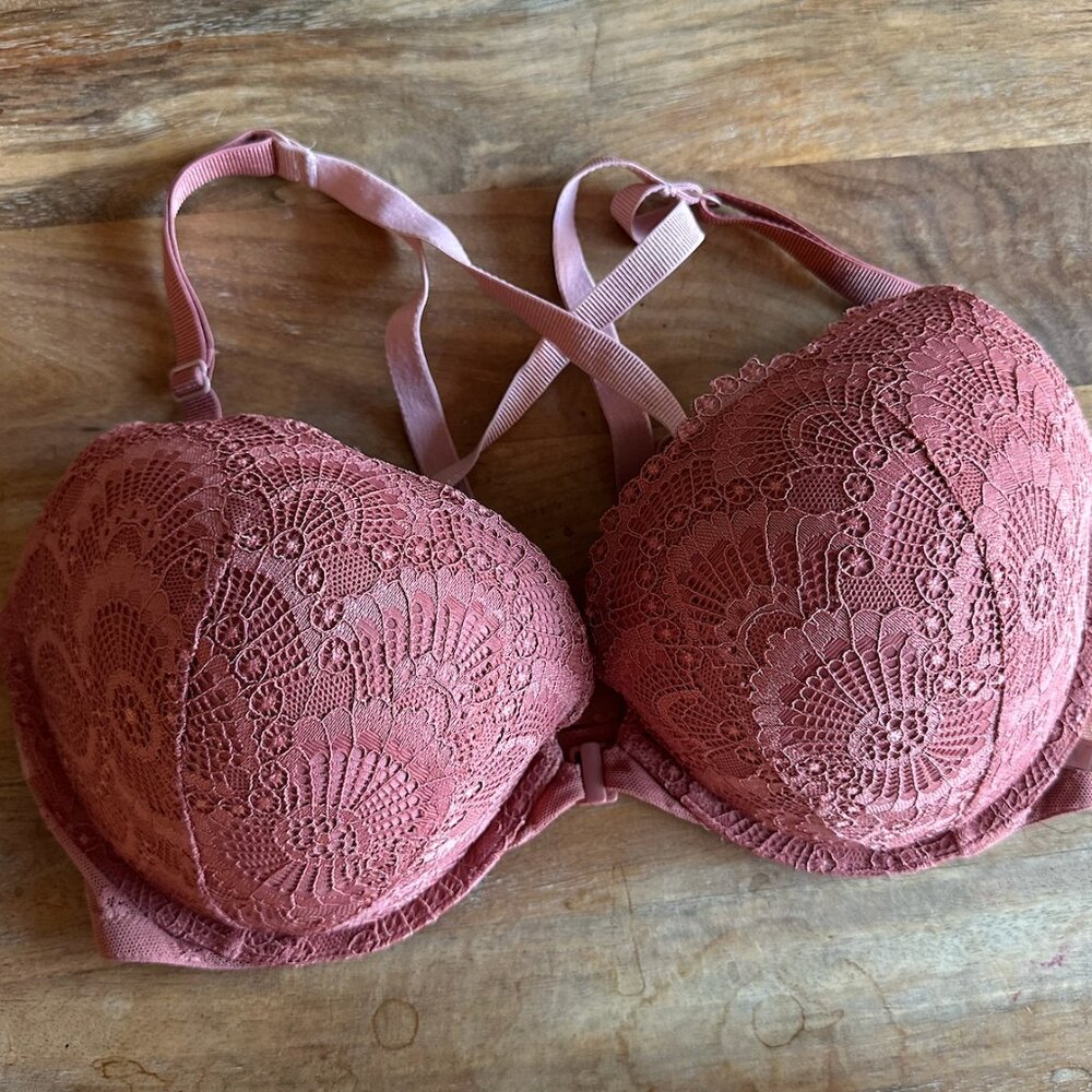 Gorgeous Victoria's Secret push up bra 36DD